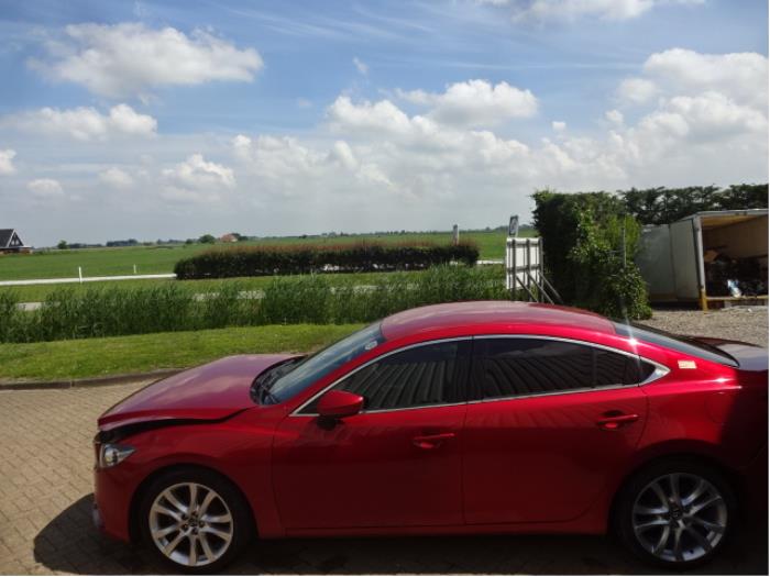 Mazda 6 2.2 SkyActiv-D 150 16V Sloopvoertuig (2013, Rood)