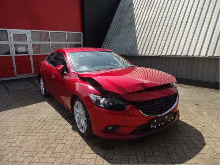 Mazda 6 2.2 SkyActiv-D 150 16V Sloopvoertuig (2013, Rood)