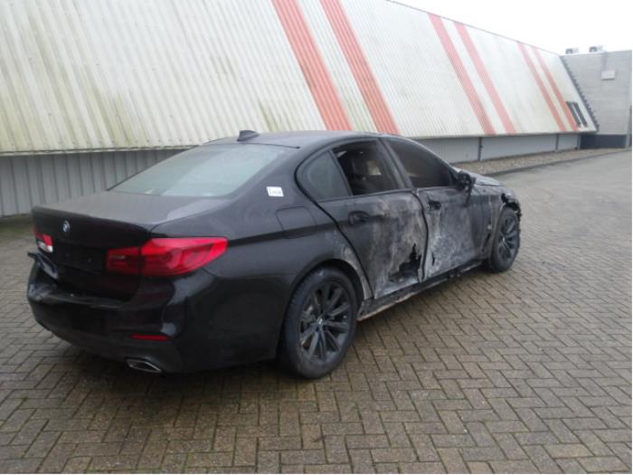 BMW 5 serie 520i 2.0 TwinPower Turbo 16V Sloopvoertuig (2019, Bruin)