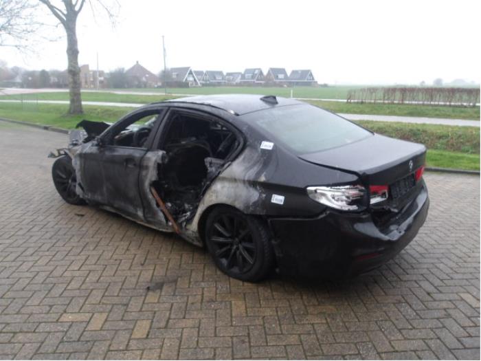BMW 5 serie 520i 2.0 TwinPower Turbo 16V Sloopvoertuig (2019, Bruin)
