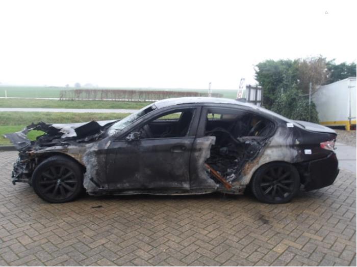 BMW 5 serie 520i 2.0 TwinPower Turbo 16V Sloopvoertuig (2019, Bruin)