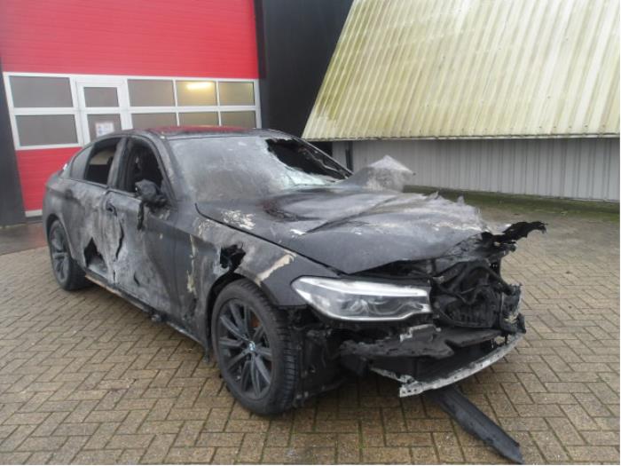 BMW 5 serie 520i 2.0 TwinPower Turbo 16V Sloopvoertuig (2019, Bruin)