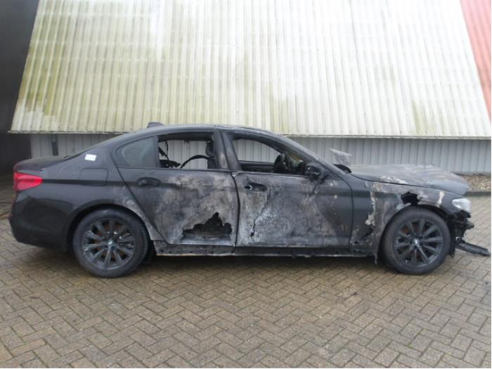 BMW 5 serie 520i 2.0 TwinPower Turbo 16V Sloopvoertuig (2019, Bruin)