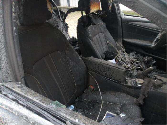 BMW 5 serie 520i 2.0 TwinPower Turbo 16V Sloopvoertuig (2019, Bruin)