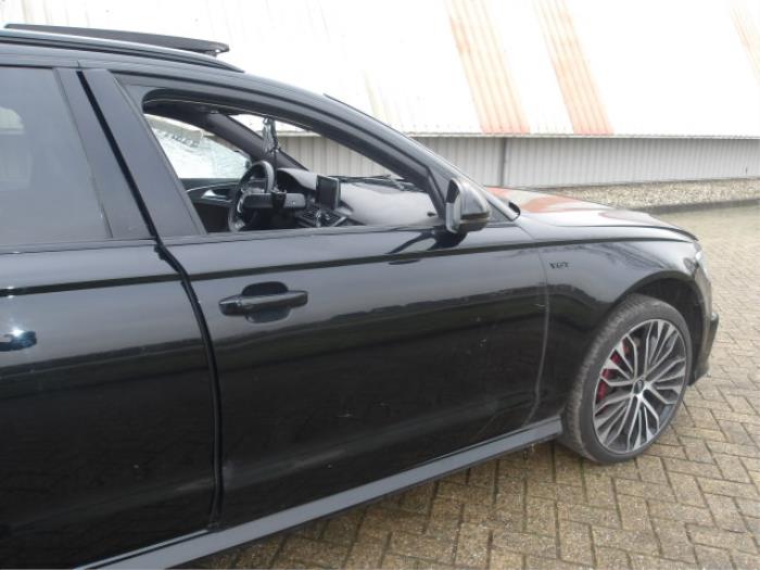 Audi A6 Avant 3.0 TDI V6 24V biturbo Quattro Sloopvoertuig (2015, Zwart)