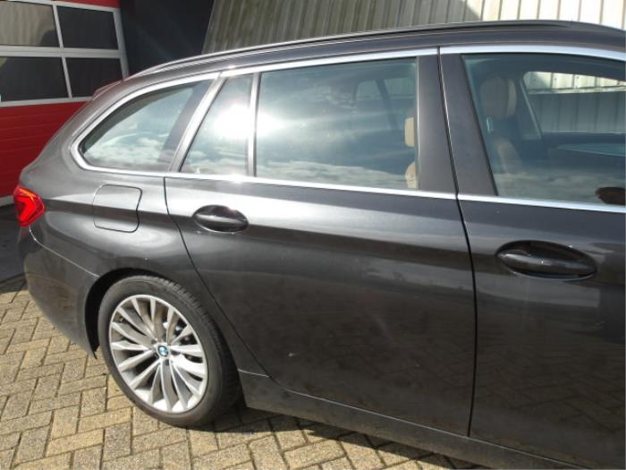 BMW 5 serie Touring 523d 2.0 TwinPower Turbo 16V Sloopvoertuig (2018, Grijs)