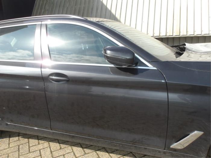 BMW 5 serie Touring 523d 2.0 TwinPower Turbo 16V Sloopvoertuig (2018, Grijs)