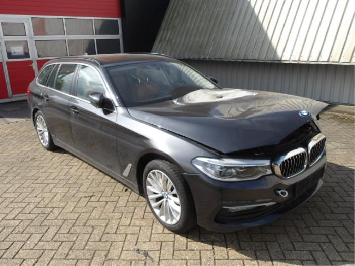 BMW 5 serie Touring 523d 2.0 TwinPower Turbo 16V Sloopvoertuig (2018, Grijs)