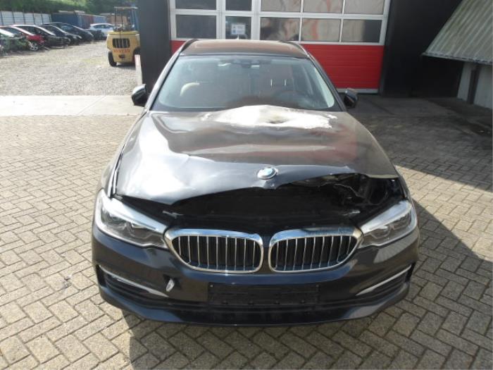 BMW 5 serie Touring 523d 2.0 TwinPower Turbo 16V Sloopvoertuig (2018, Grijs)