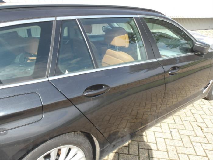 BMW 5 serie Touring 523d 2.0 TwinPower Turbo 16V Sloopvoertuig (2018, Grijs)