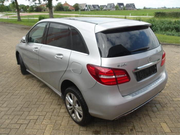 Mercedes B 1.6 B-200 BlueEFFICIENCY Turbo 16V Sloopvoertuig (2018, Grijs)