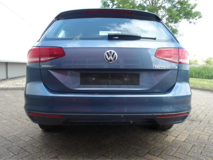 Volkswagen Passat Variant 2.0 TDI 16V 150 4Motion Sloopvoertuig (2015, Metallic, Blauw)