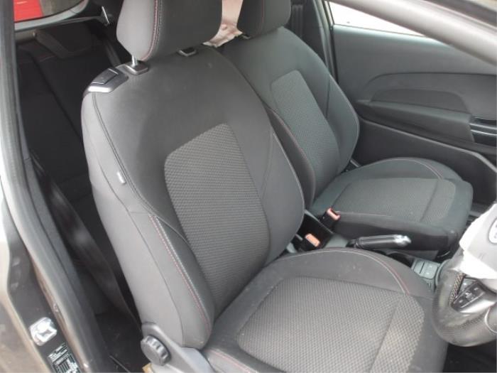 Ford Fiesta 7 1.0 EcoBoost 12V 100 Sloopvoertuig (2018, Metallic, Zilvergrijs)