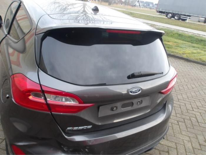 Ford Fiesta 7 1.0 EcoBoost 12V 100 Sloopvoertuig (2018, Metallic, Zilvergrijs)