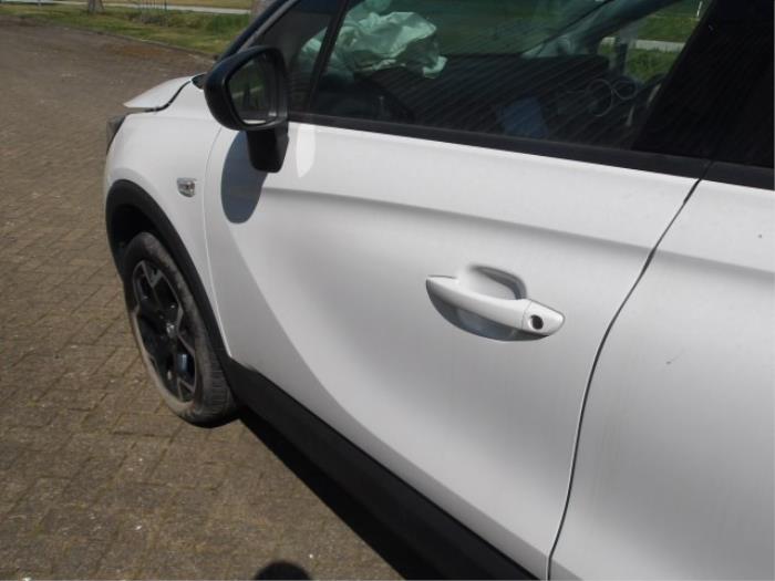 Opel Crossland X/Crossland 1.2 Turbo 12V Sloopvoertuig (2021, Wit, Zwart)