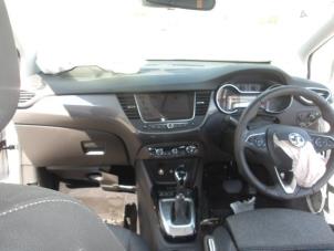Opel Crossland X/Crossland 1.2 Turbo 12V Sloopvoertuig (2021, Wit, Zwart)