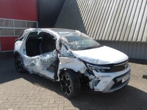 Opel Crossland X/Crossland 1.2 Turbo 12V Sloopvoertuig (2021, Wit, Zwart)