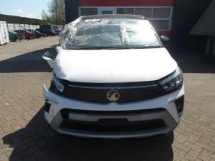 Opel Crossland X/Crossland 1.2 Turbo 12V Sloopvoertuig (2021, Wit, Zwart)
