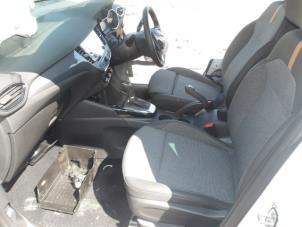 Opel Crossland X/Crossland 1.2 Turbo 12V Sloopvoertuig (2021, Wit, Zwart)