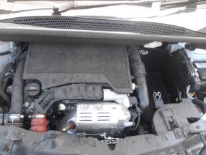 Opel Crossland X/Crossland 1.2 Turbo 12V Sloopvoertuig (2021, Wit, Zwart)