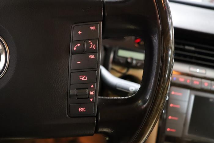 Volkswagen Phaeton 6.0 W12 48V 4Motion Sloopvoertuig (2003, Metallic, Blauw)