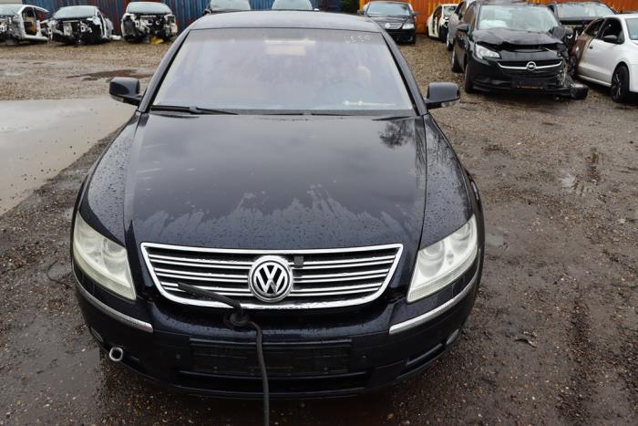Volkswagen Phaeton 6.0 W12 48V 4Motion Sloopvoertuig (2003, Metallic, Blauw)