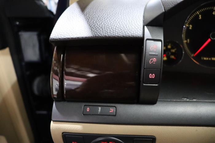 Volkswagen Phaeton 6.0 W12 48V 4Motion Sloopvoertuig (2003, Metallic, Blauw)