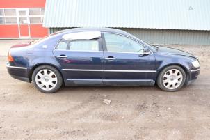 Volkswagen Phaeton 6.0 W12 48V 4Motion Sloopvoertuig (2003, Metallic, Blauw)