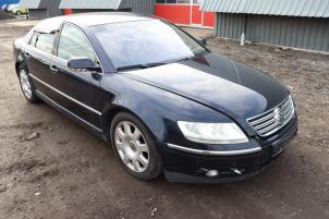 Volkswagen Phaeton 6.0 W12 48V 4Motion Sloopvoertuig (2003, Metallic, Blauw)