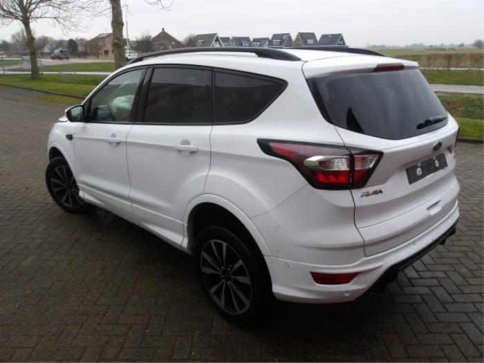 Ford Kuga II 1.5 EcoBoost 16V 4x4 Sloopvoertuig (2019, Wit, Roze)