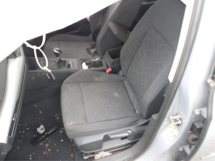 Volkswagen Golf VIII 1.5 TSI BlueMotion 16V Sloopvoertuig (2020, Zilvergrijs)