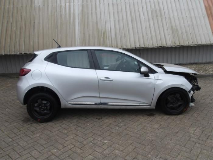 Renault Clio V 1.0 TCe 100 12V Sloopvoertuig (2020, Metallic, Zilvergrijs)