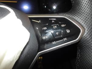 Volkswagen Golf VIII 1.5 eTSI 16V Sloopvoertuig (2021, Metallic, Zilvergrijs)