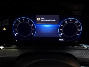 Volkswagen Golf VIII 1.5 eTSI 16V Sloopvoertuig (2021, Metallic, Zilvergrijs)
