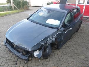 Volkswagen Golf VIII 1.5 eTSI 16V Sloopvoertuig (2021, Metallic, Zilvergrijs)
