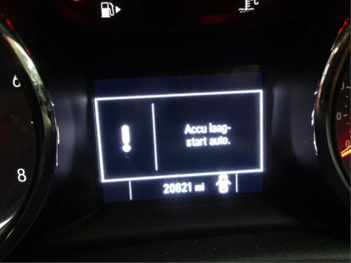 Opel Astra K Sports Tourer 1.4 16V Sloopvoertuig (2018, Metallic, Zilvergrijs)