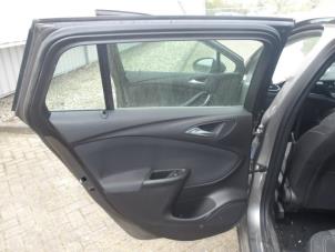 Opel Astra K Sports Tourer 1.4 16V Sloopvoertuig (2018, Metallic, Zilvergrijs)