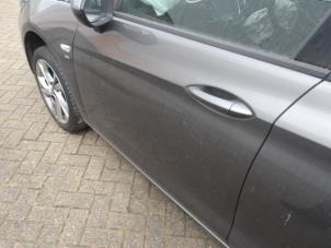 Opel Astra K Sports Tourer 1.4 16V Sloopvoertuig (2018, Metallic, Zilvergrijs)