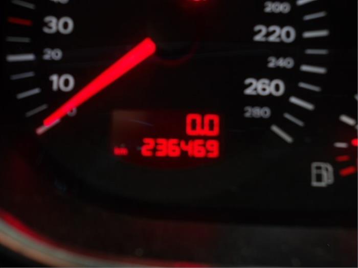 Audi Q7 4.2 FSI V8 32V Sloopvoertuig (2006, Metallic, Licht, Zilvergrijs, Zilver)