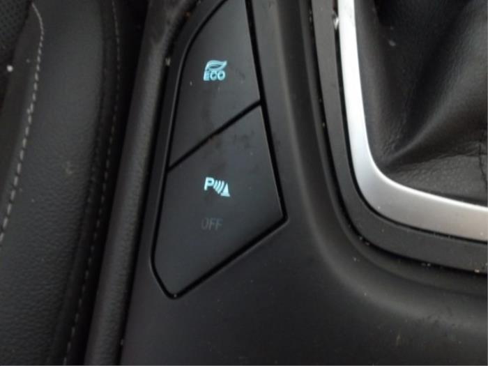 Ford Mondeo V Wagon 2.0 Hybrid 16V Sloopvoertuig (2021, Blauw)