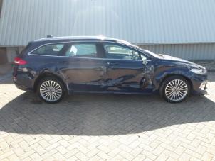 Ford Mondeo V Wagon 2.0 Hybrid 16V Sloopvoertuig (2021, Blauw)