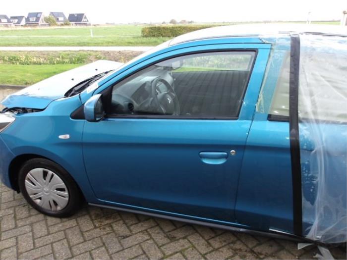 Mitsubishi Space Star 1.2 12V Sloopvoertuig (2021, Metallic, Blauw)