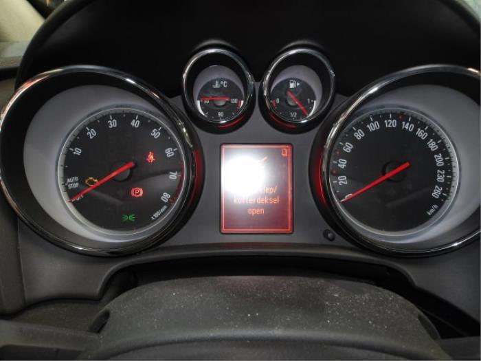 Opel Astra J GTC 1.4 Turbo 16V ecoFLEX 140 Sloopvoertuig (2012, Metallic, Zwart)