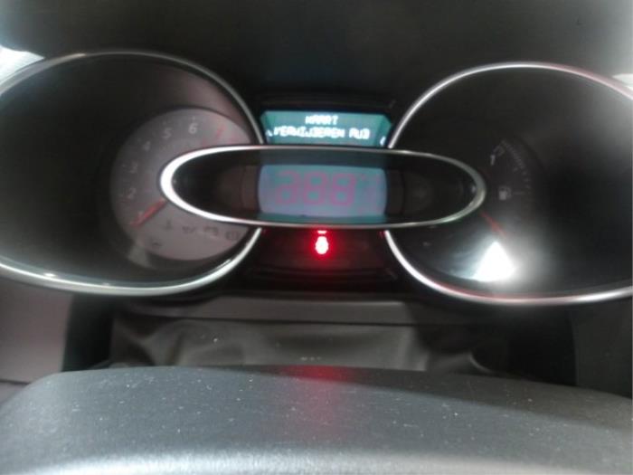 Renault Clio IV 1.6 Turbo 16V RS 200 EDC Sloopvoertuig (2016, Metallic, Zwart, Geel, Grijs)