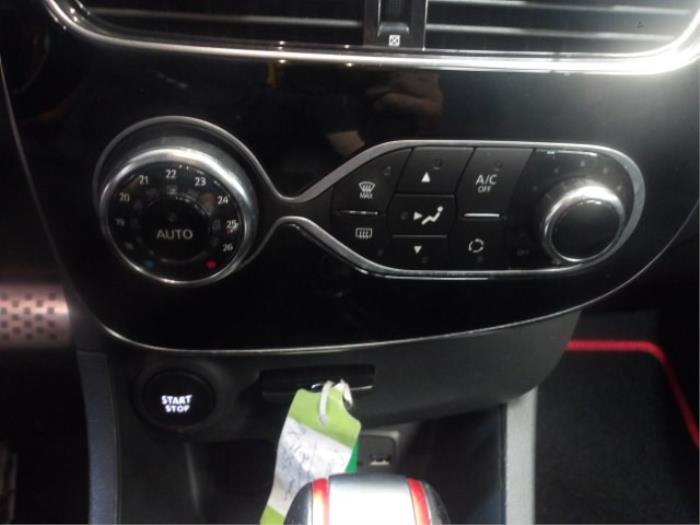 Renault Clio IV 1.6 Turbo 16V RS 200 EDC Sloopvoertuig (2016, Metallic, Zwart, Geel, Grijs)