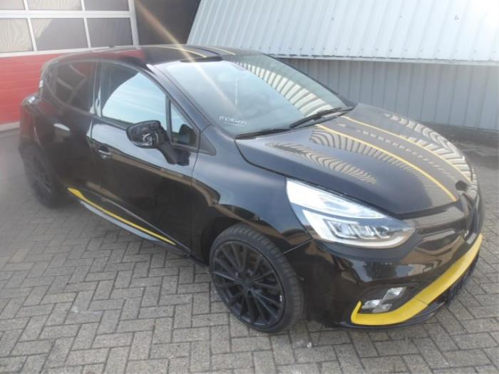 Renault Clio IV 1.6 Turbo 16V RS 200 EDC Sloopvoertuig (2016, Metallic, Zwart, Geel, Grijs)