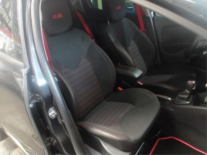 Renault Clio IV 1.6 Turbo 16V RS 200 EDC Sloopvoertuig (2016, Metallic, Zwart, Geel, Grijs)