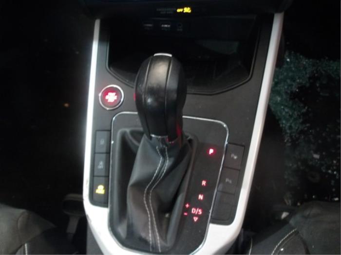 Seat Arona 1.0 TSI 12V Sloopvoertuig (2019, Metallic, Zwart)