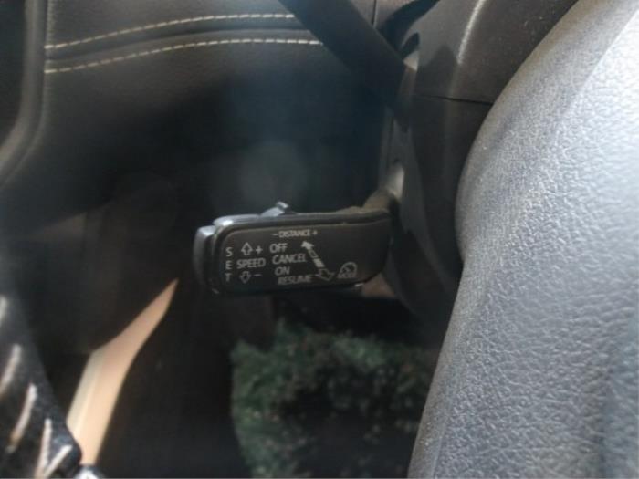 Seat Arona 1.0 TSI 12V Sloopvoertuig (2019, Metallic, Zwart)