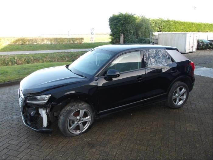 Audi Q2 1.6 30 TDI 16V Sloopvoertuig (2020, Zwart, Grijs)